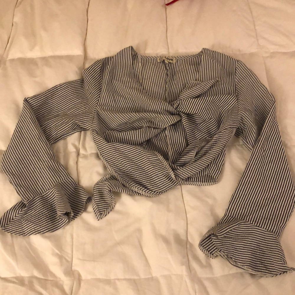 NWOT, LF brand front tie crop top